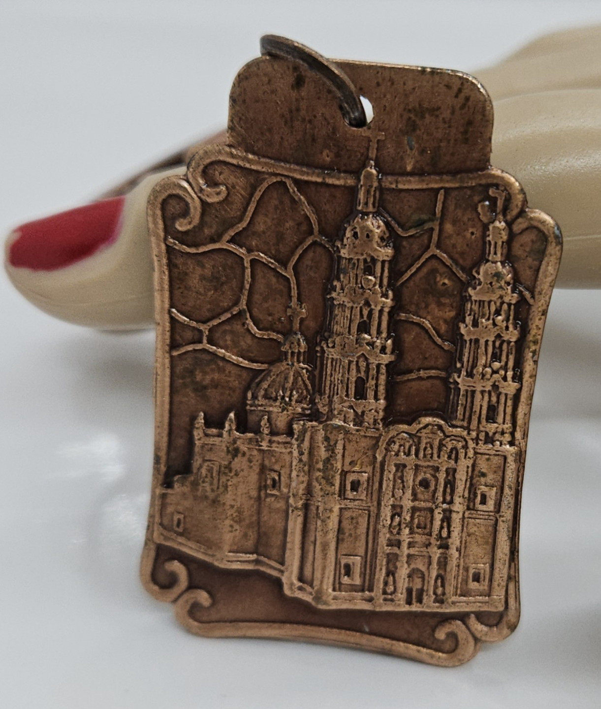 Recuerdo Metal Key Chain Key Double Sided