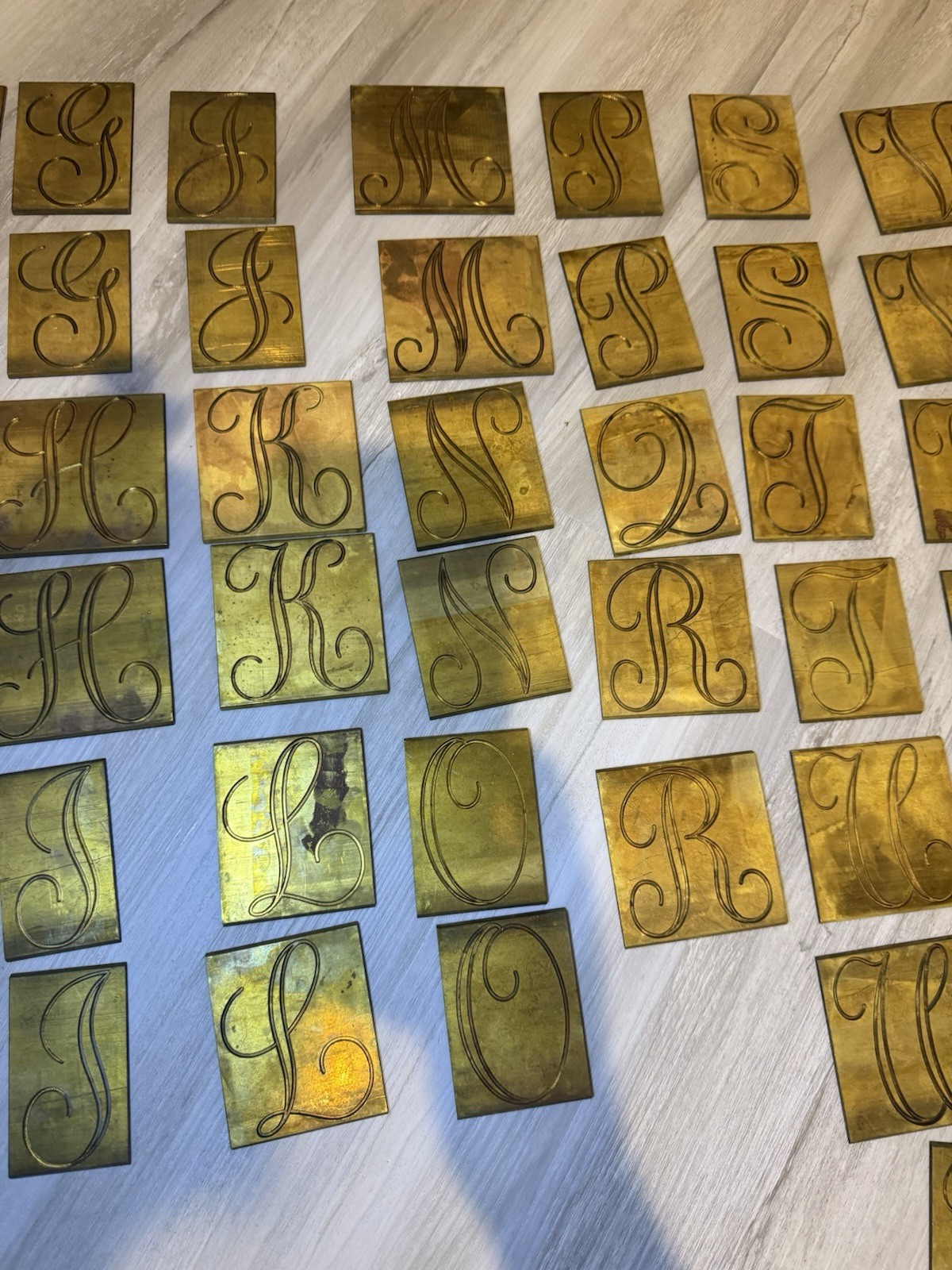 New Hermes Set Brass Engraving 48pc
