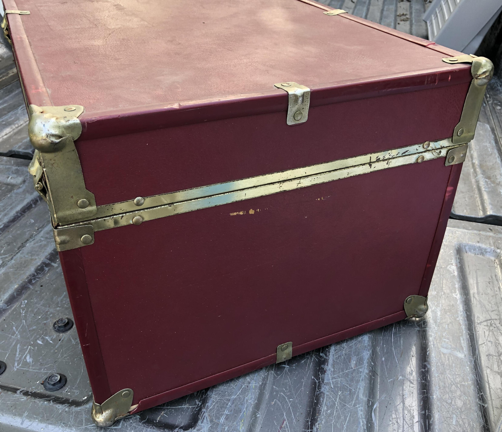 Seward Storage Trunk 30'' retro vintage chest box