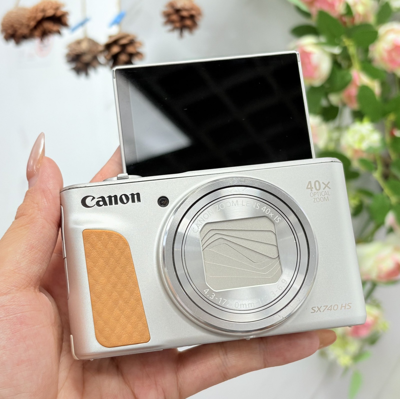 Canon PowerShot SX740 HS Digital Camera 20.3MP 40x Zoom 95% New - Silver