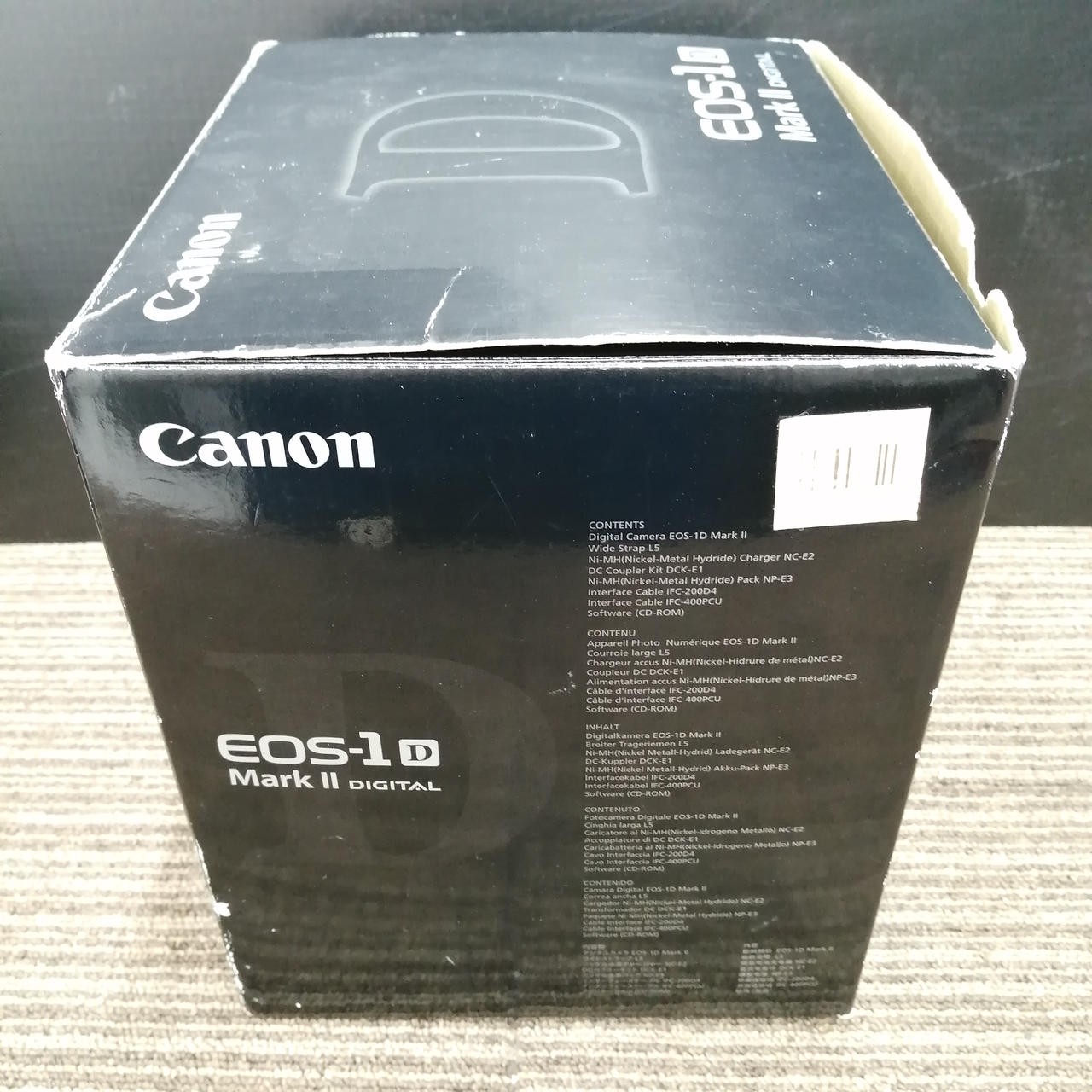 Canon EOS-1D Mark II DSLR Camera Body 8.2MP Used Japan