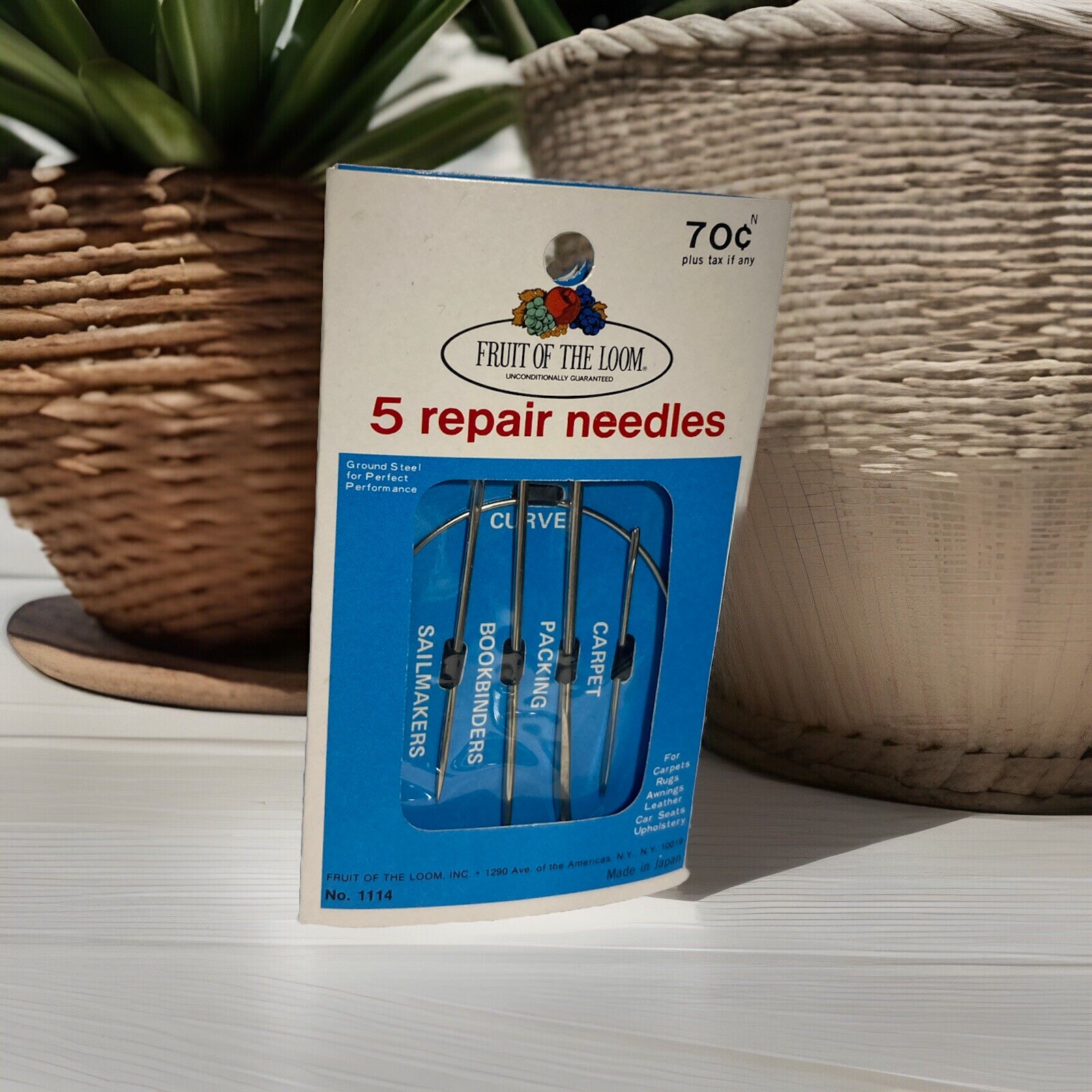 Fruit of The Loom Sewing Repair Needle Pack of 5 ~ #1114 Vintage
