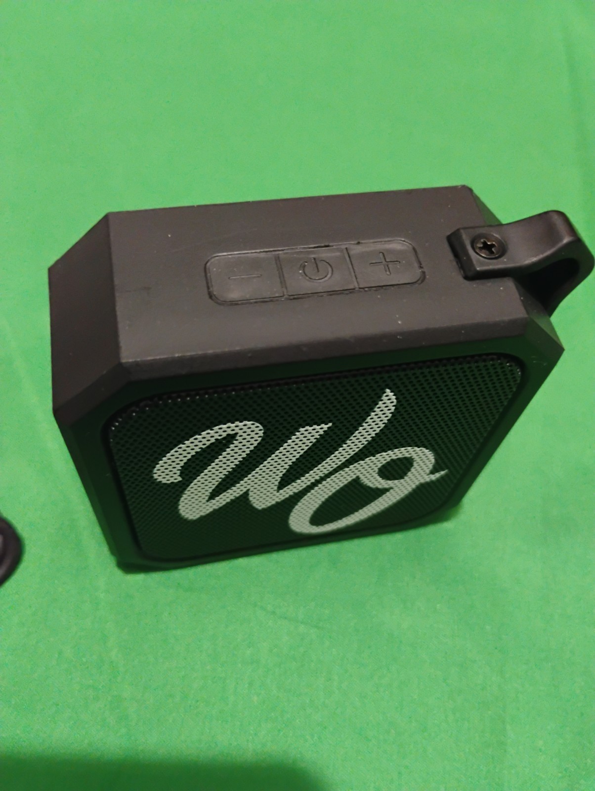 White Owl Bluetooth Speaker