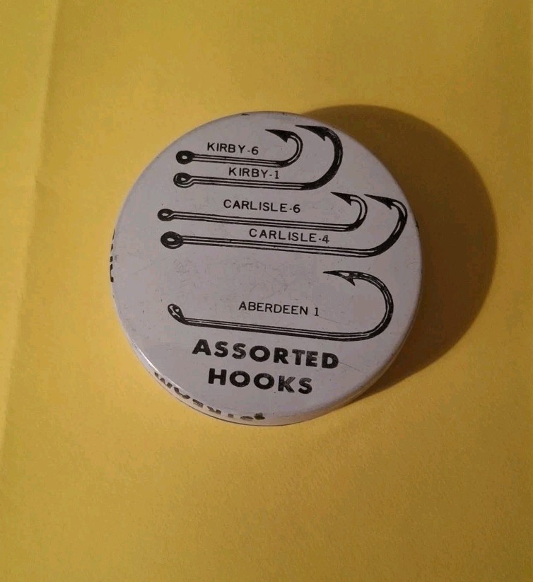 Vintage Frabill CAN-O-HOOKS TIN 4832 WITH HOOKS