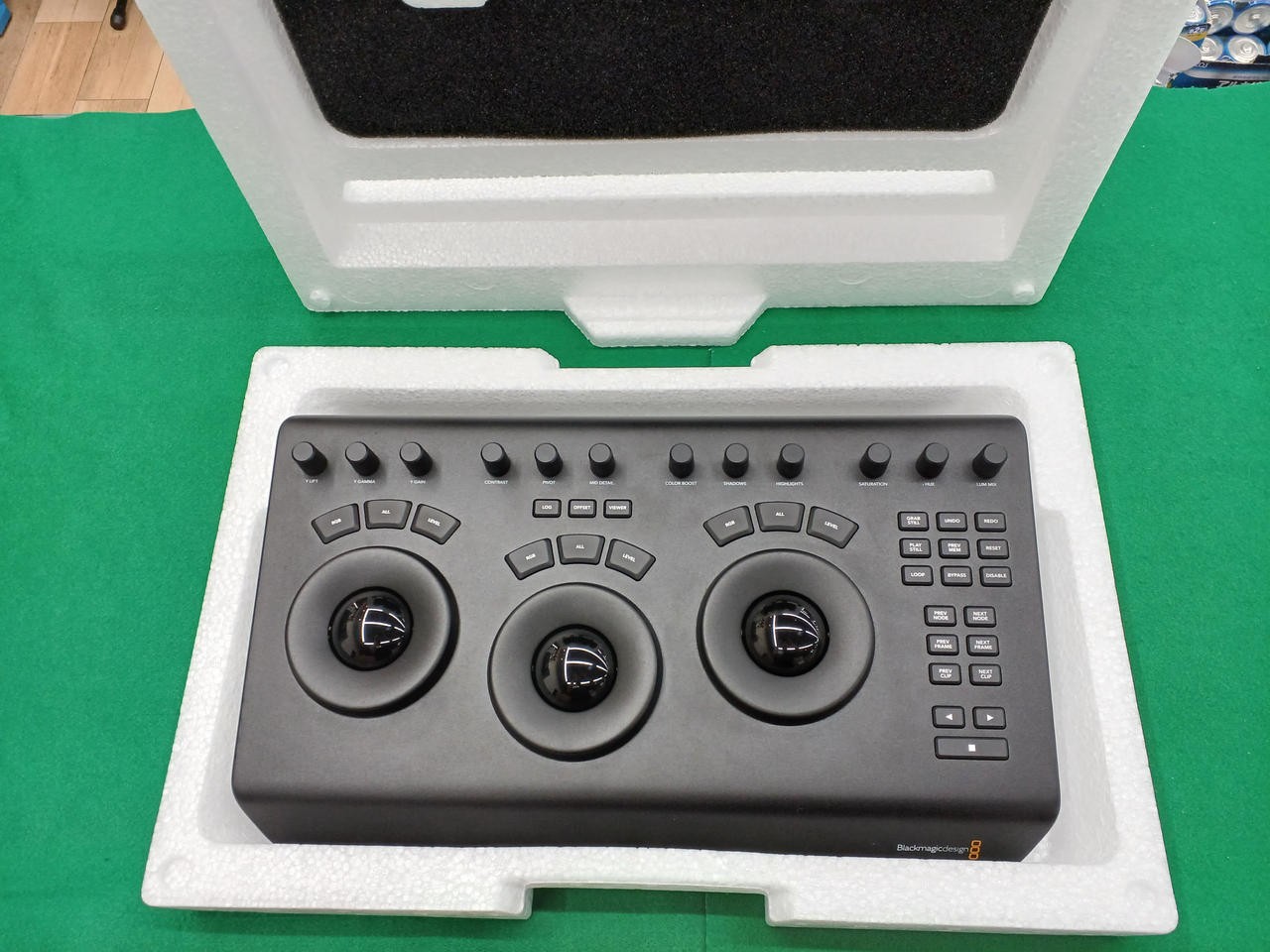 Blackmagic Design Davinci Resolve Micro Panel Black