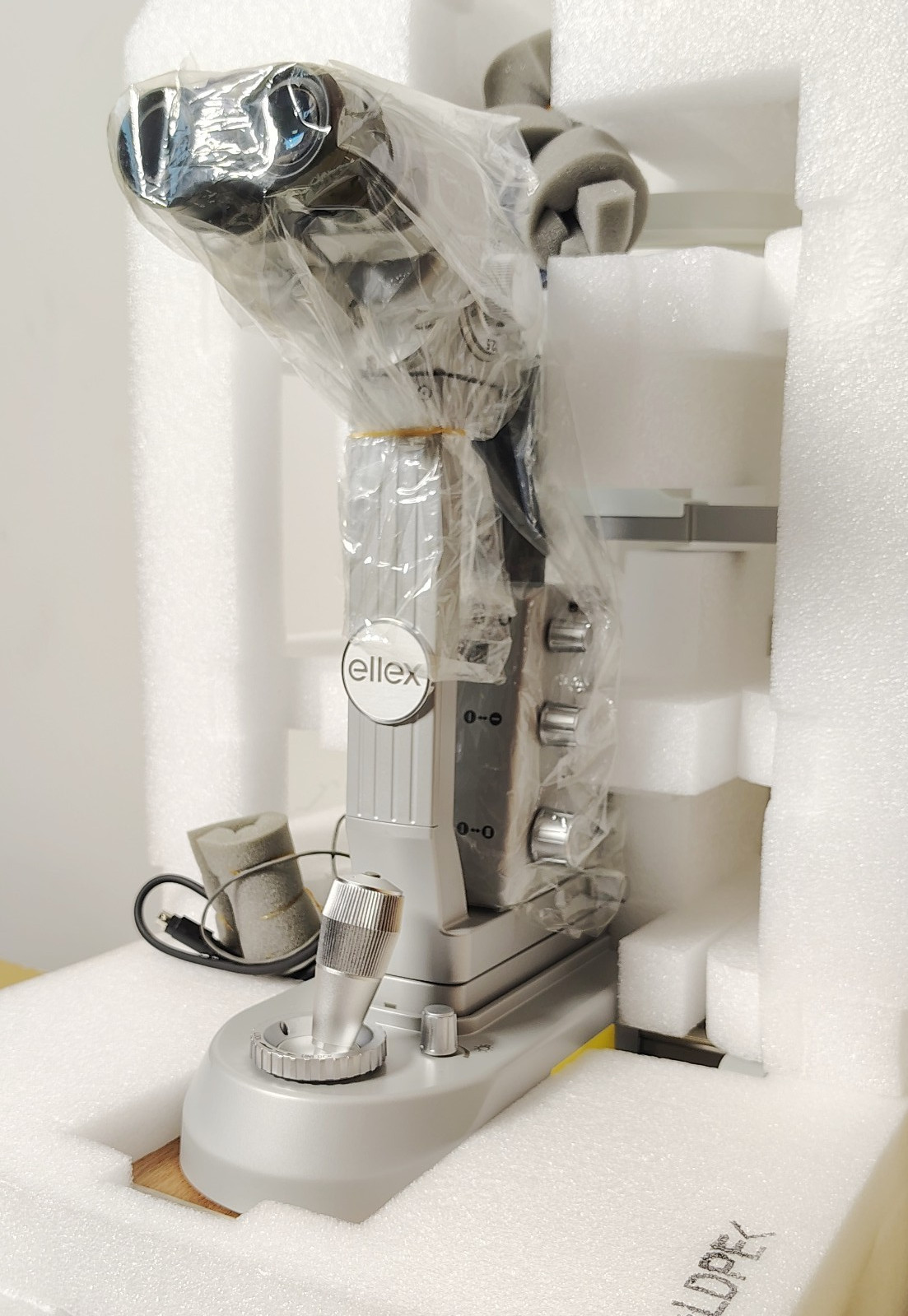 Ellex 30XL Slit Lamp - Mint in box
