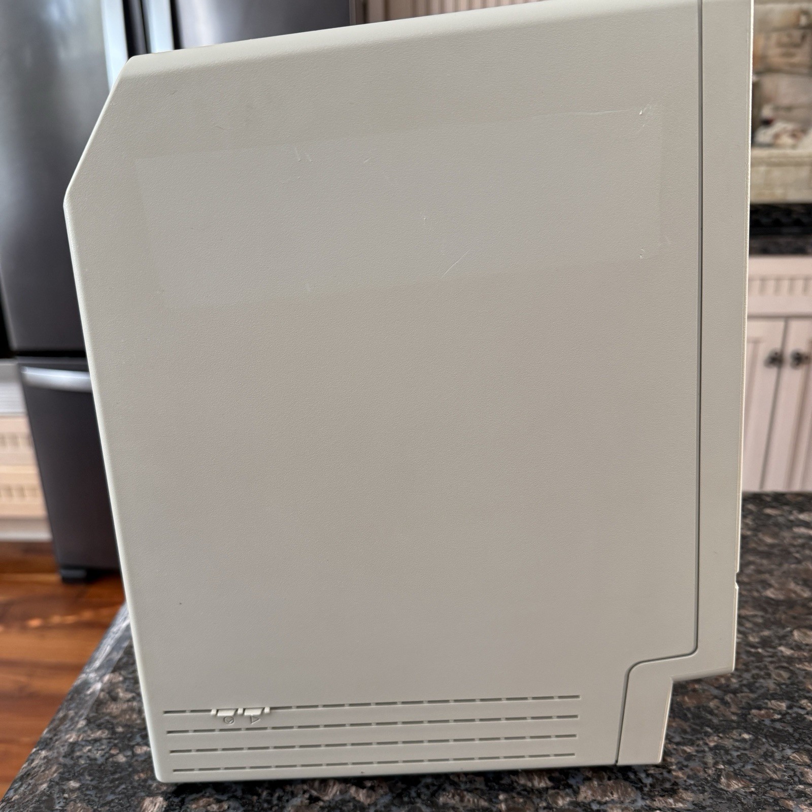 Apple Macintosh Classic 1990 Vintage Computer/Keyboard/Mouse Model M0420