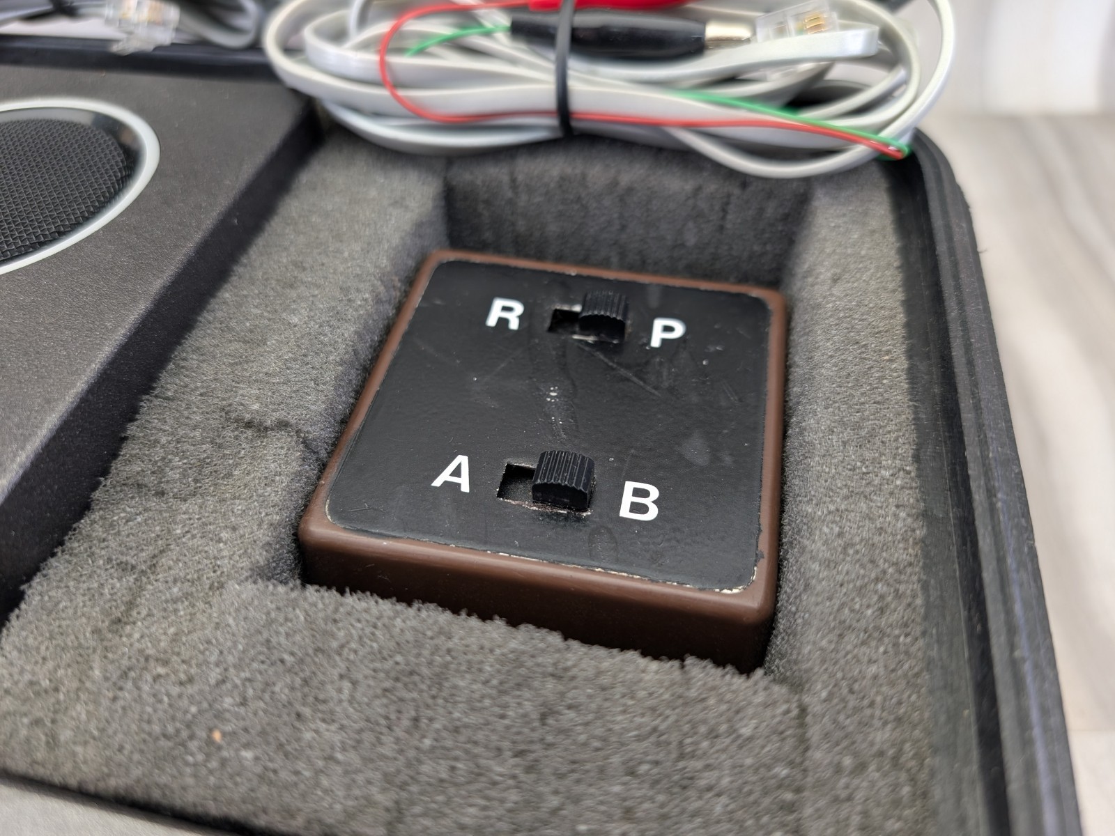 AS IS - UNTESTED Counter Surveillance Electronics Kit Bug Sweep RF Locator Used
