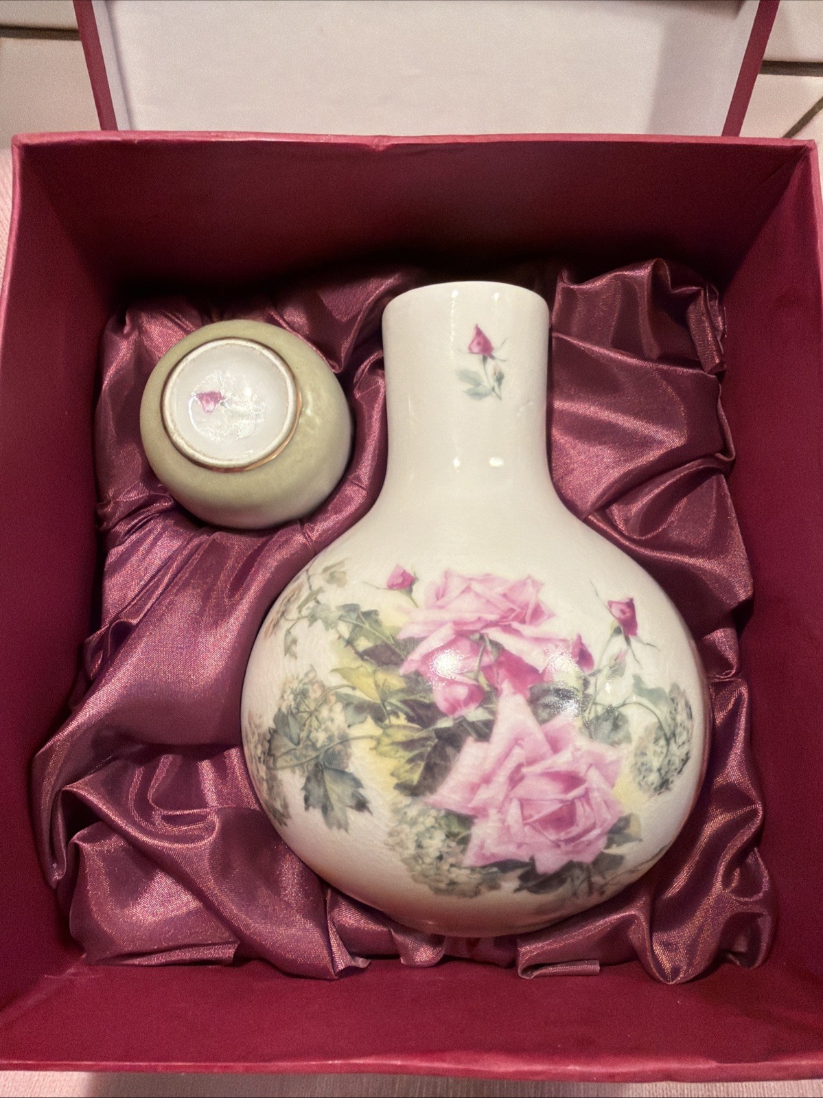 Victorian Trading Co Porcelain Rose Bedside Water Carafe & Cup Set NIB Floral