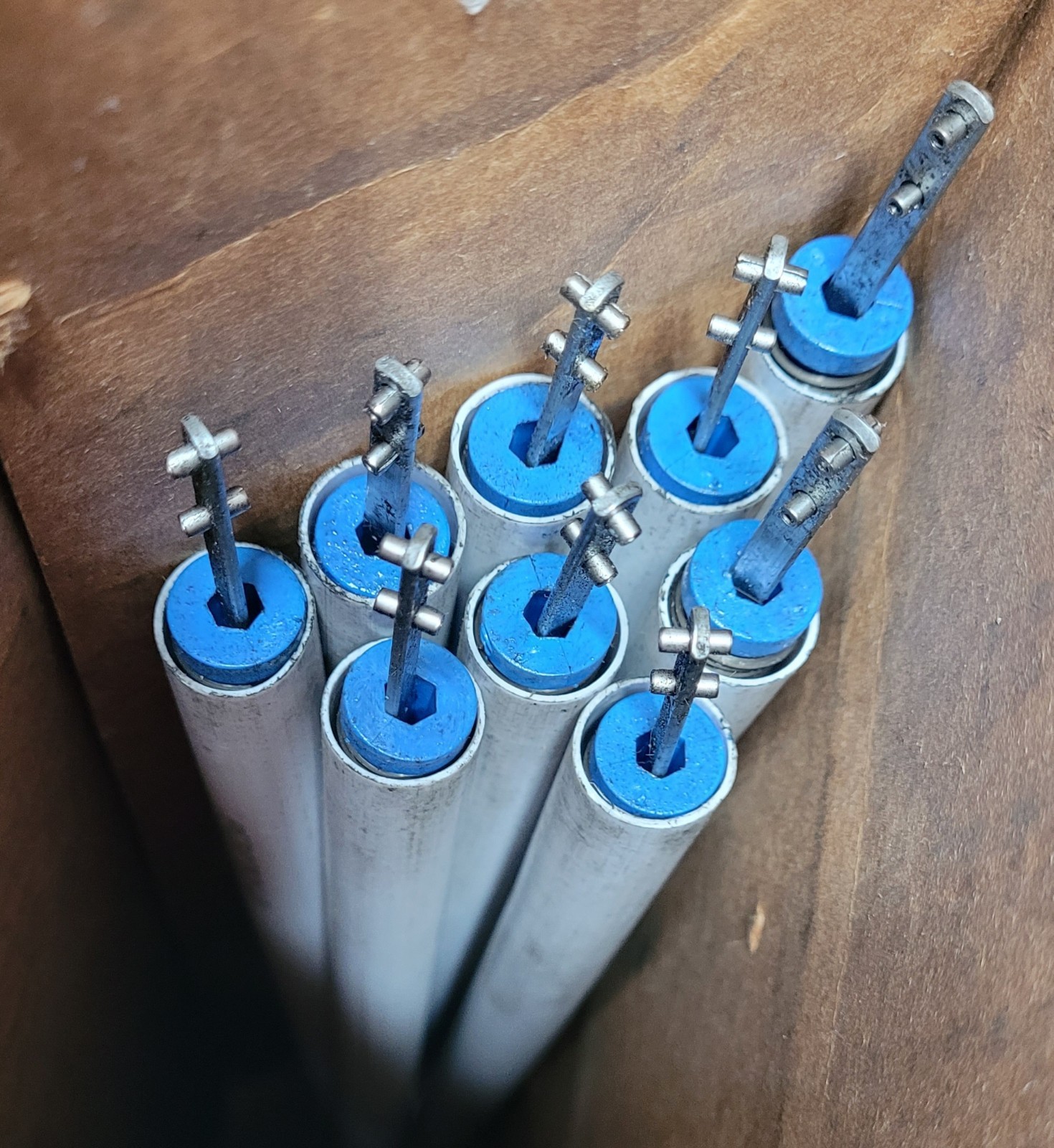 8 Pieces Amesbury Truth Blue 27IN 5/8 LITE LIFT 30 TNS 37