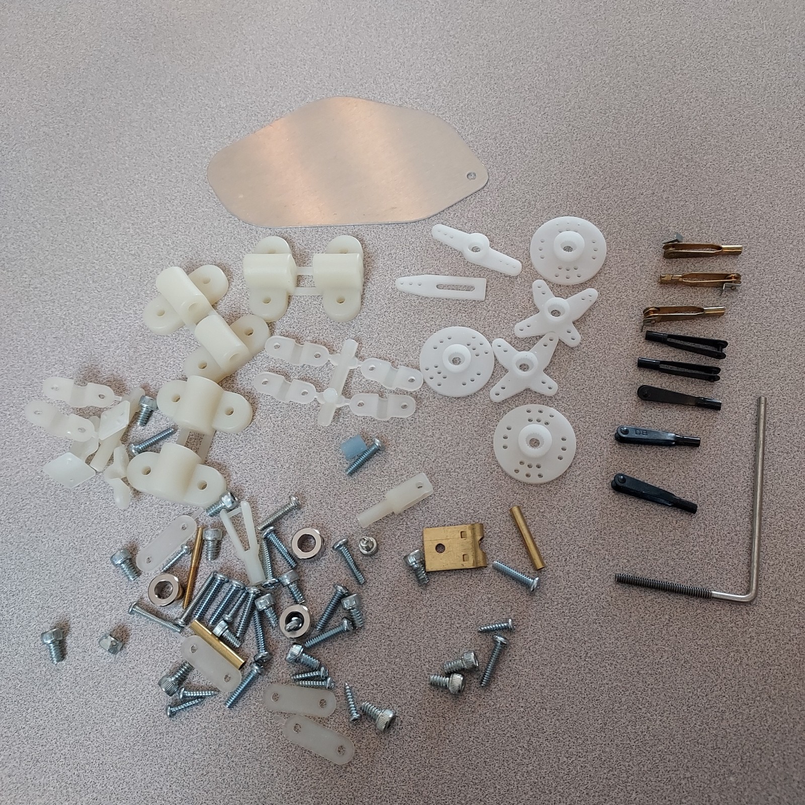 Radio Control Model Airplane Misc Parts 3 brass Clevises, 5 black steel Clevises
