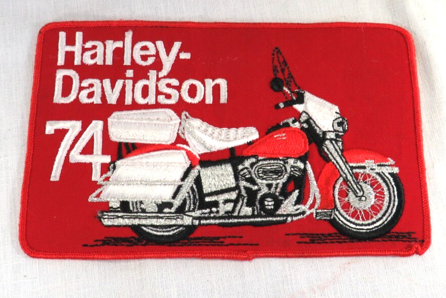 HARLEY DAVIDSON   PATCH RED & WHITE &  SILVER 8" X 4 3/4"  ELECTRAGLIDE  AMF 74