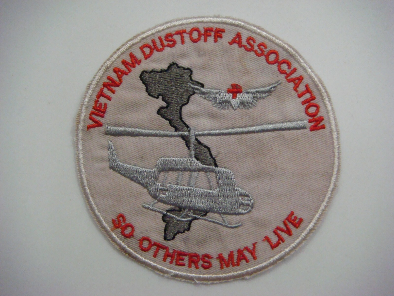 "SO OTHERS MAY LIVE " VIETNAM DUST OFF ASSOCIATION, VIETNAM WAR PATCH