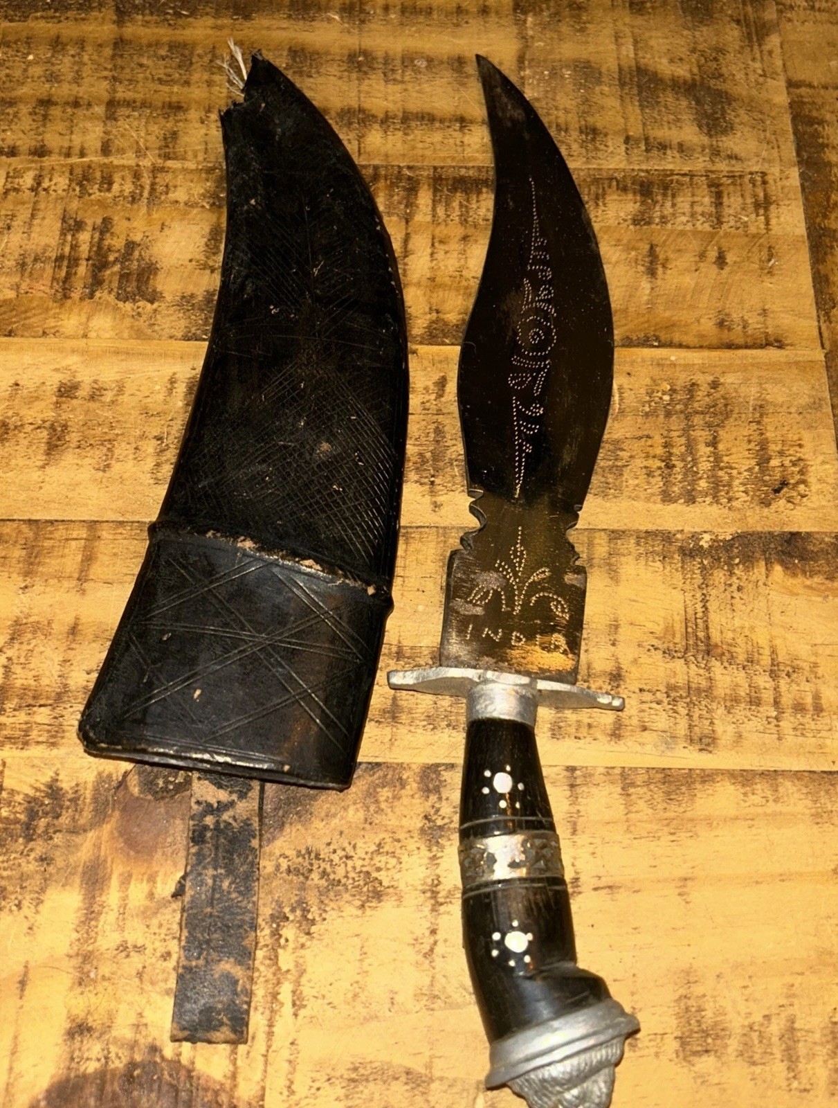 VTG Indian Kukri Dagger W Sheath & Engraved Blade 13.5 Inches