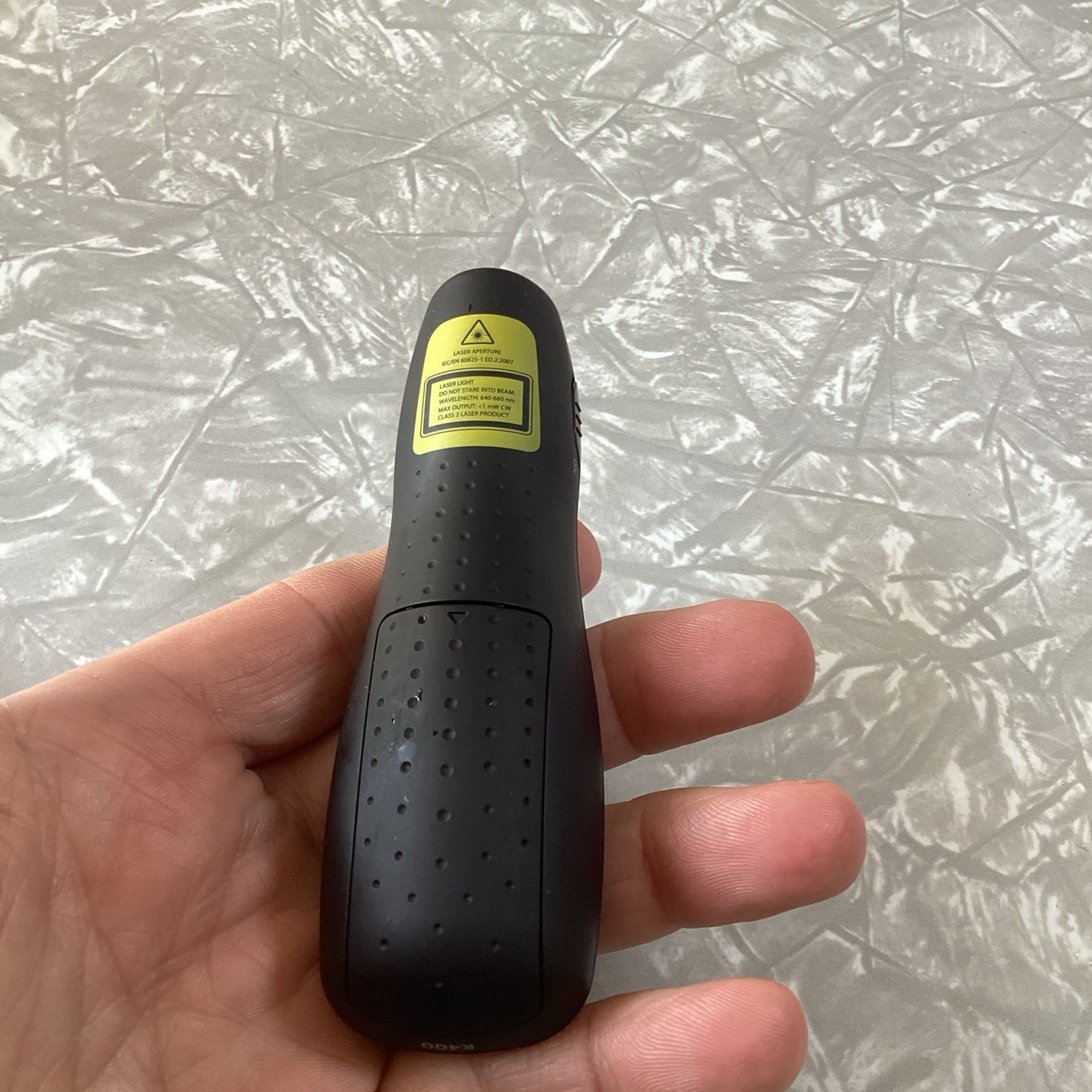 Logitech Wireless Presenter R400 Presentation Wireless with Laser Pointer
