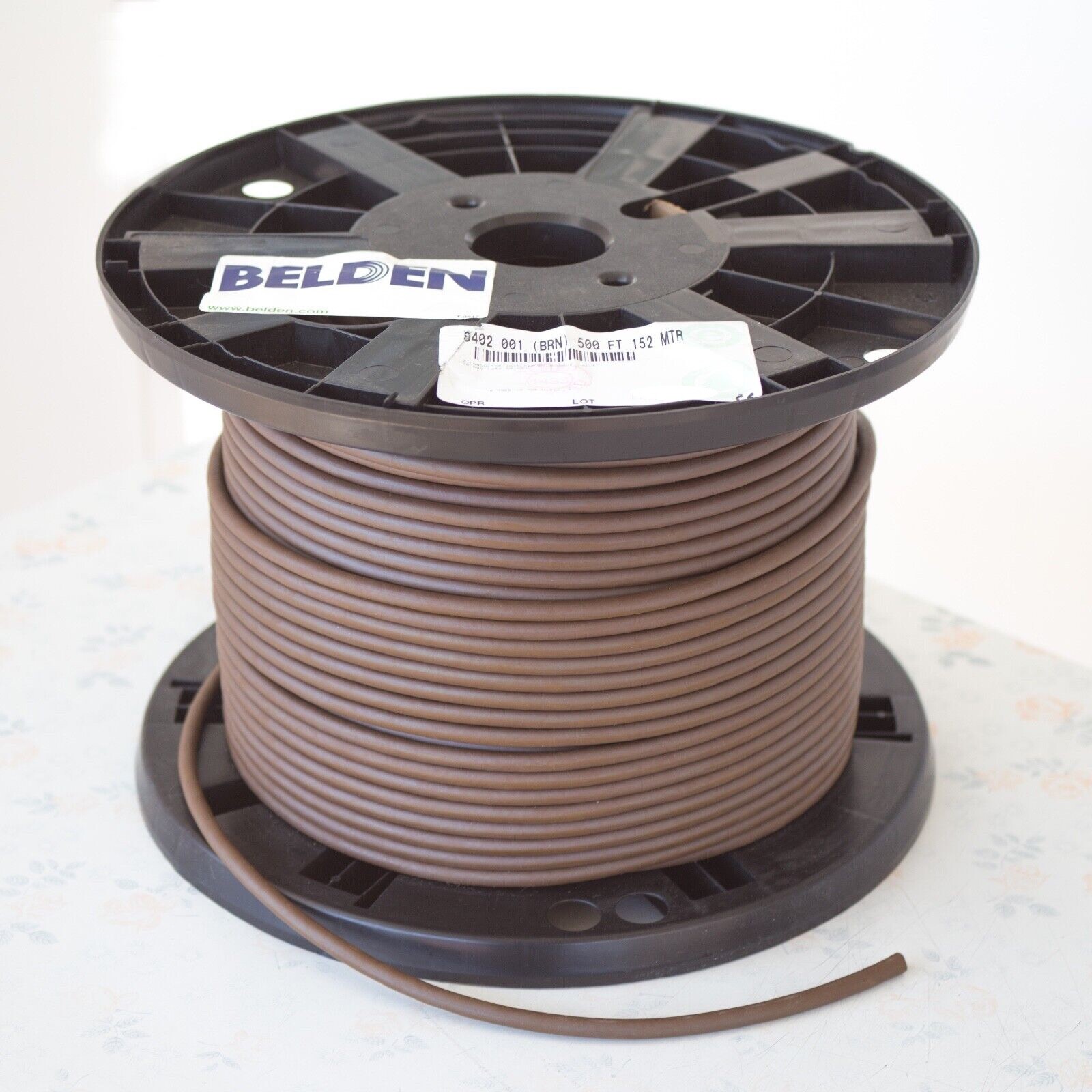 Belden 8402 Audiophile Balanced Microphone Bulk Cable, Sold Per Meter (3.28 ft)