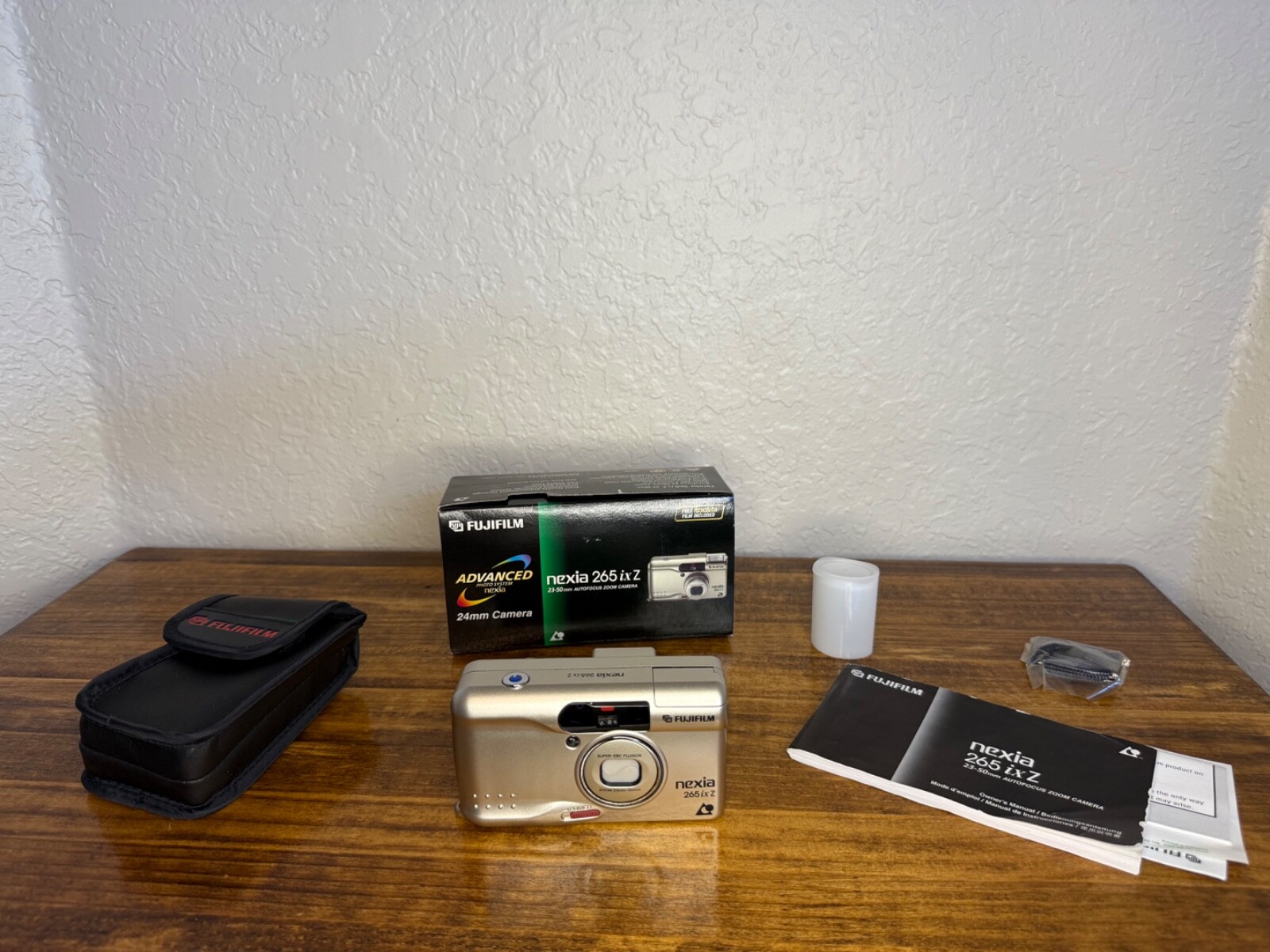 Fujifilm Nexia 265ix Z APS Point & Shoot Film Camera And New Film