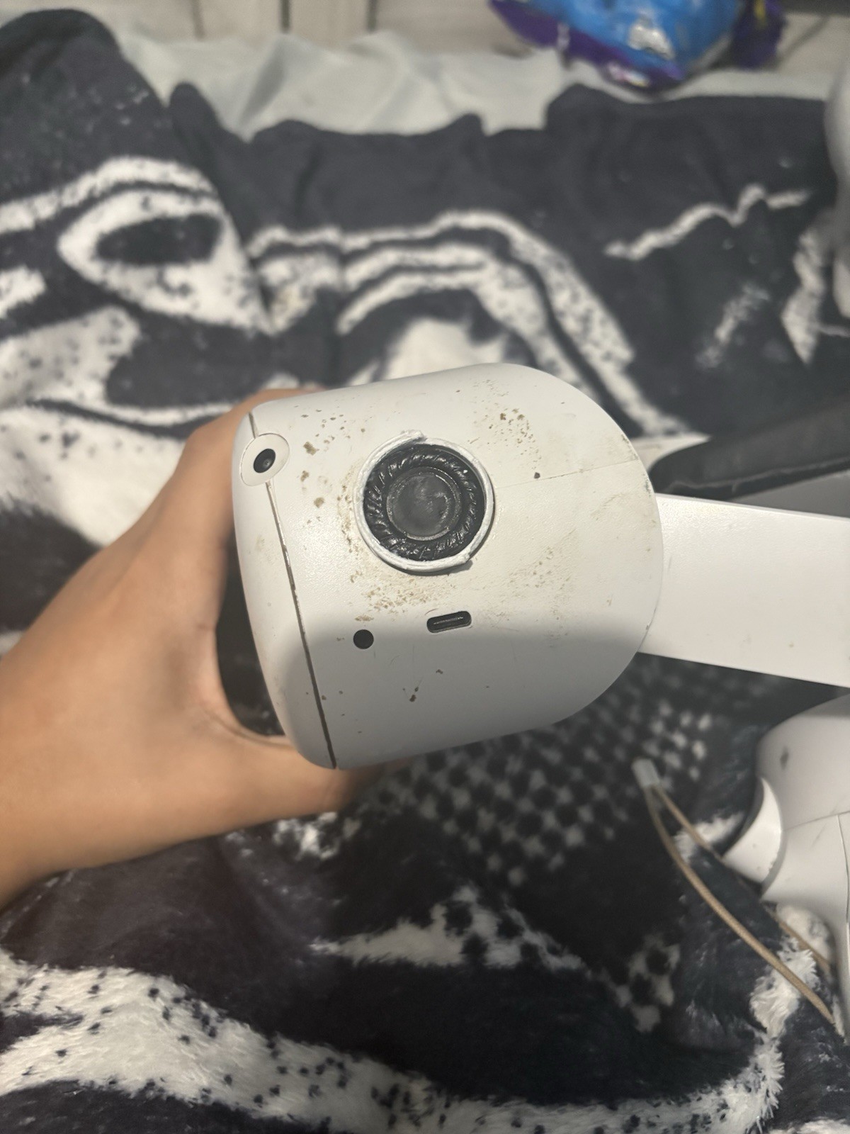 Meta Quest 2 Used Not Including controllers