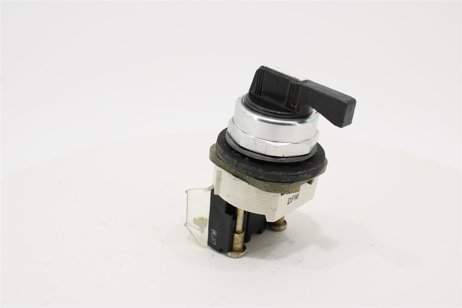 Allen-Bradley 800T-J20B Selector Switch | 3-Pos | Spring Return