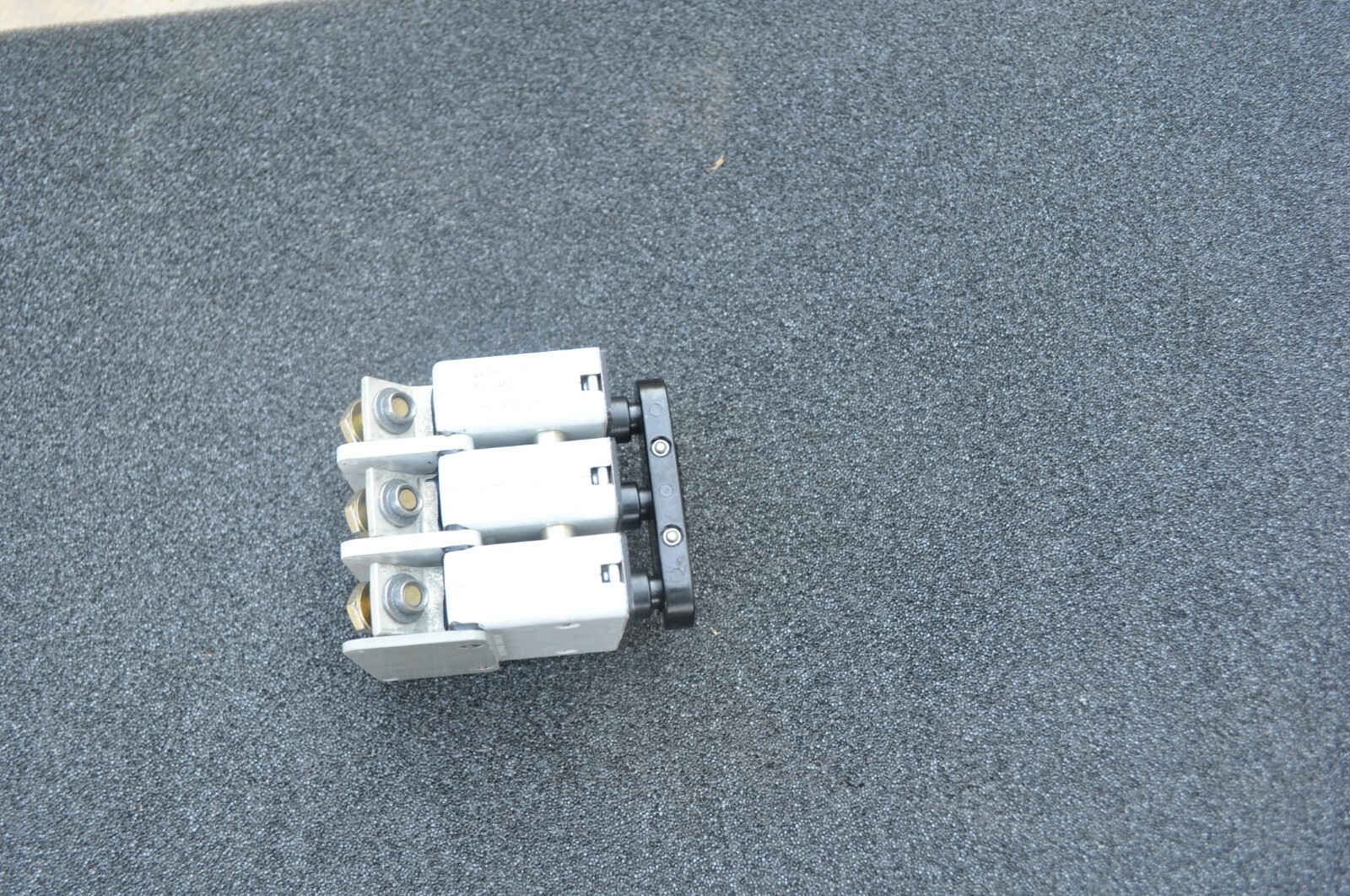 : Mechanical Products  940-006-50 3 PHASE  CIRCUIT BREAKER  NEW