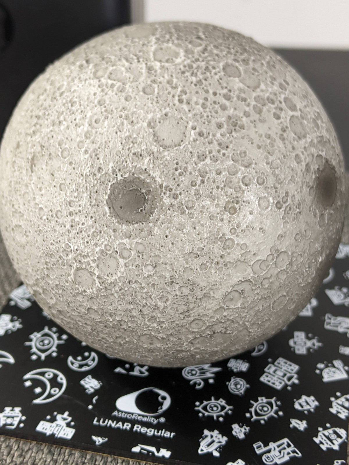 AstroReality LUNAR Regular Topographic Moon Globe Model