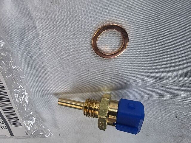 Genuine OEM Nissan Engine Coolant Temperature Sensor 22630-51E02