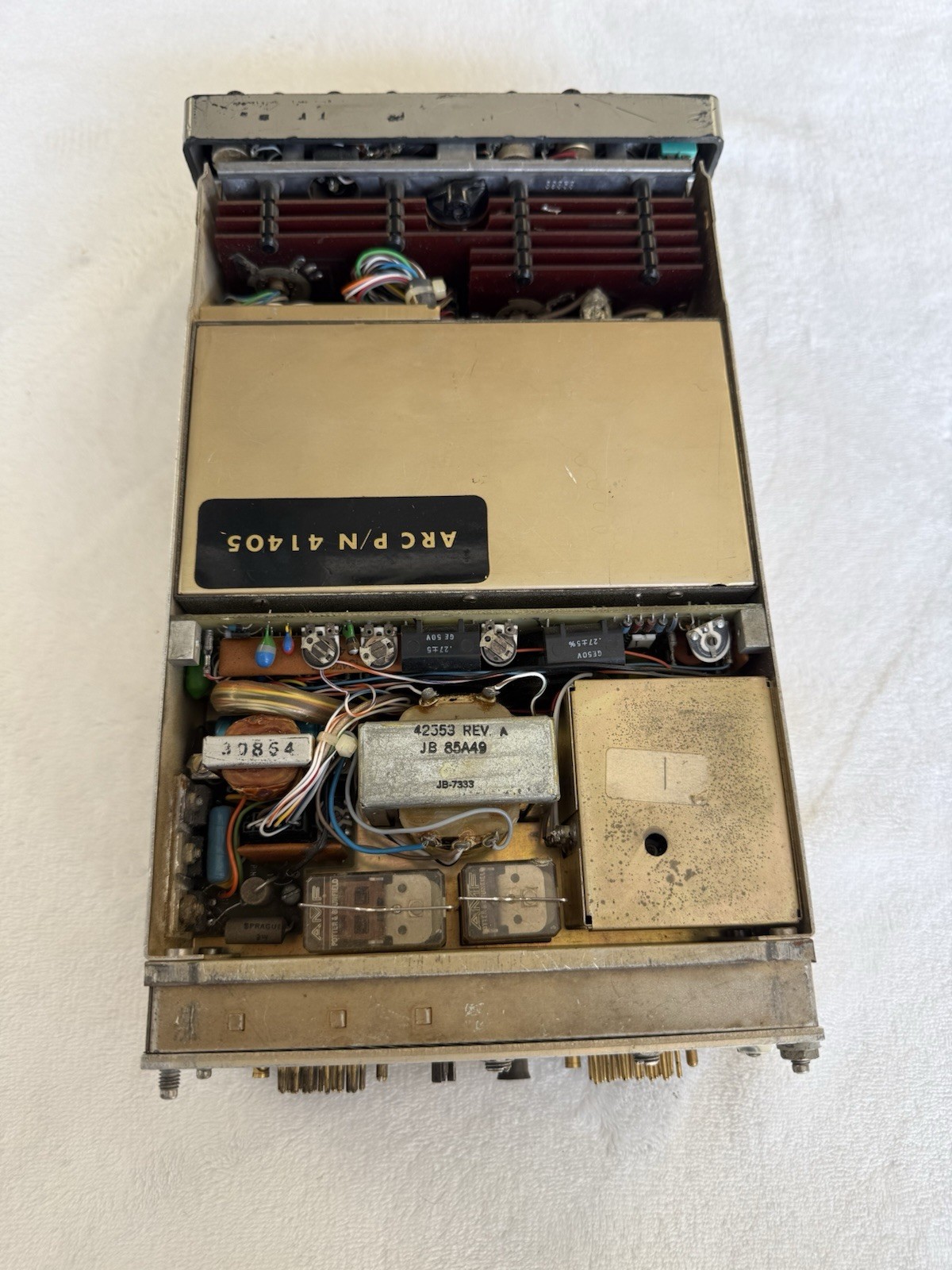 Vintage Aircraft Radio/Navigation Unit – ARC RT-328C 300 NAV/COM