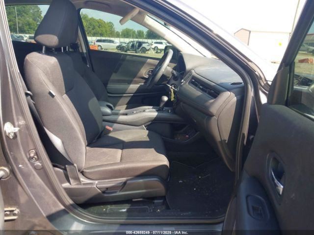HR-V      2018 Glove Box 4853785