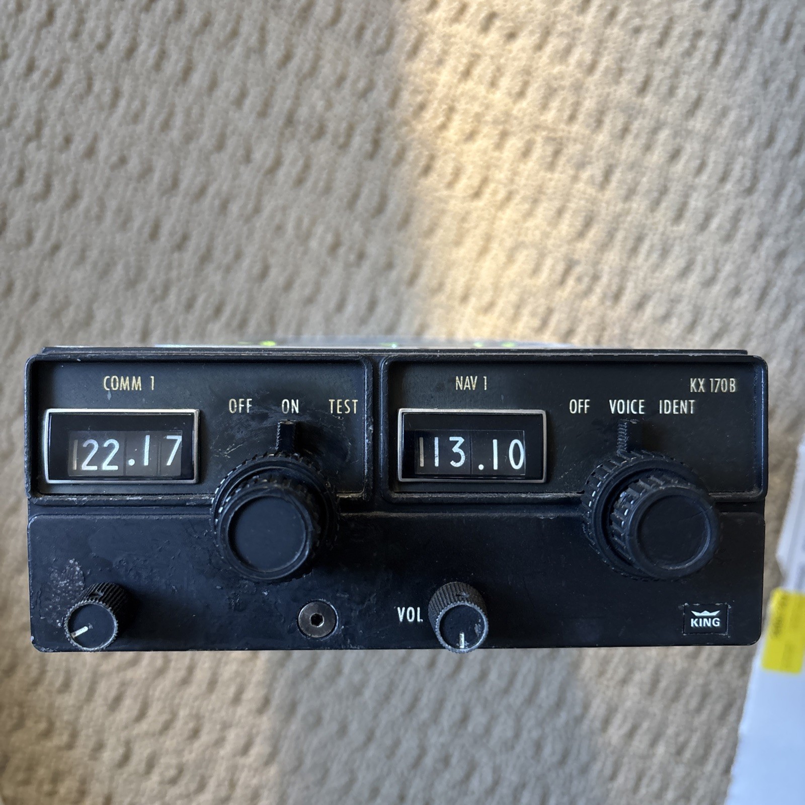 Bendix/King KX170B Nav/Com Radio And Mounting Tray - As Removed