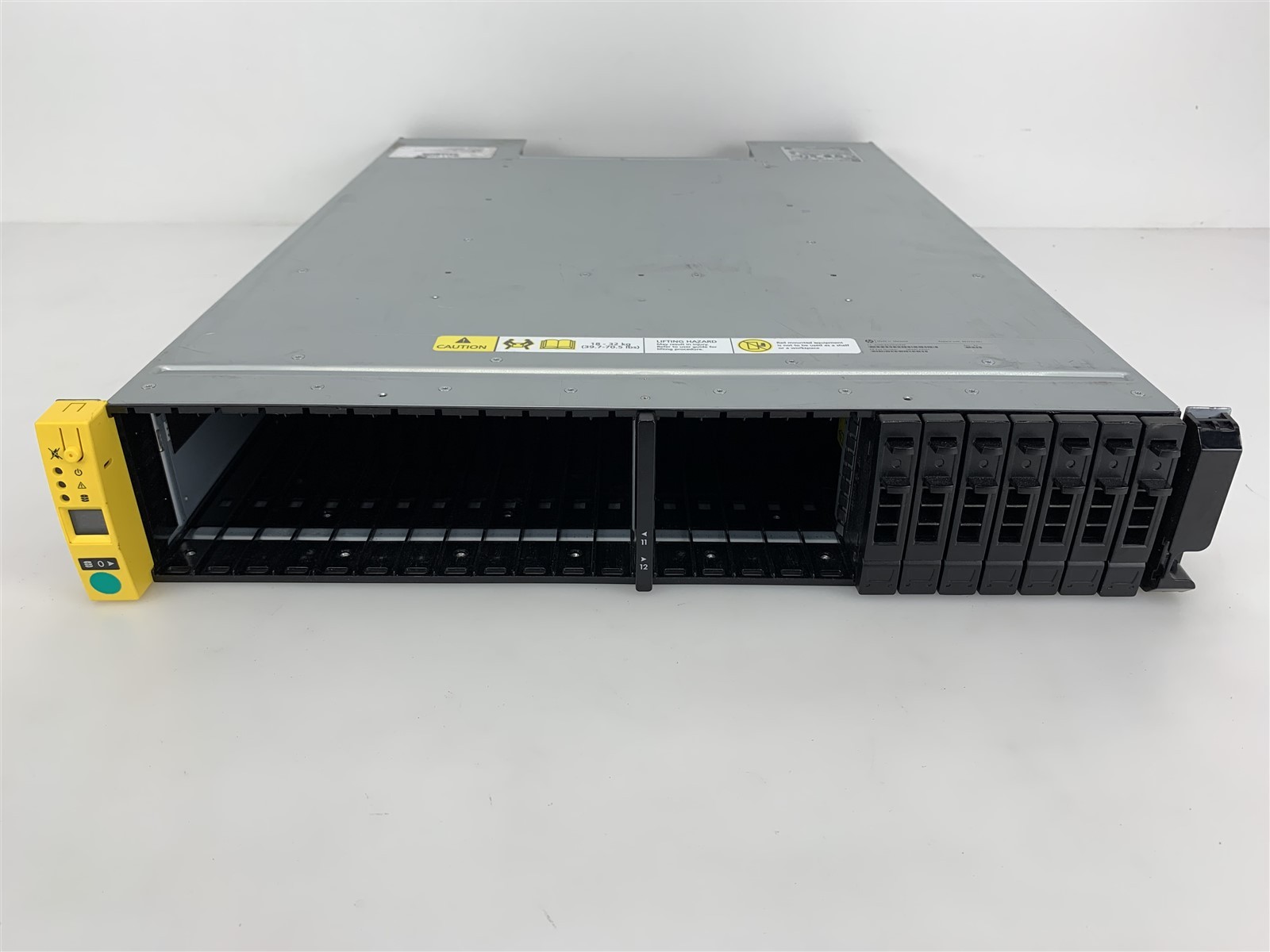 HP QR490-63001 3PAR STORSERV 7200 24 SLOT SFF SAS DRIVE SHELF, 2 x 764w PSU/PDU