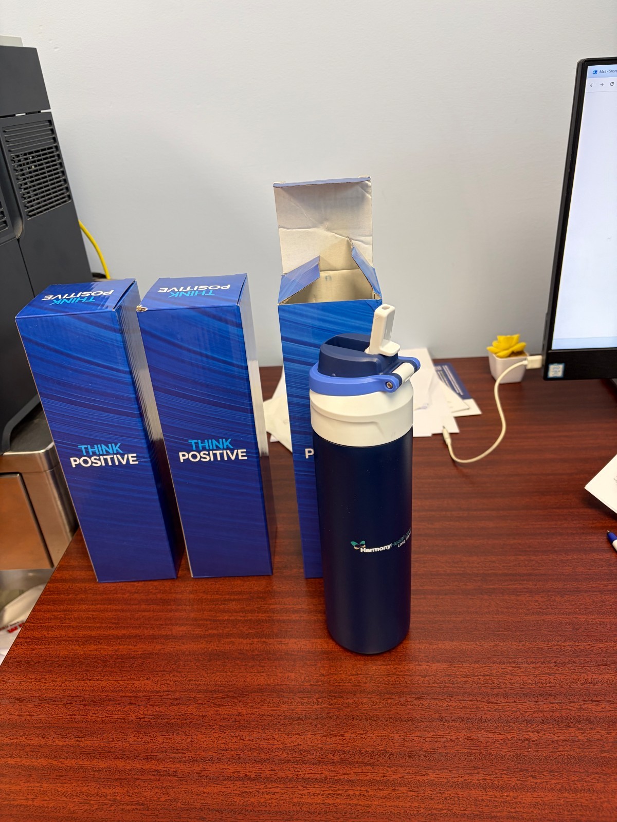 single wall stainless steel water bottle