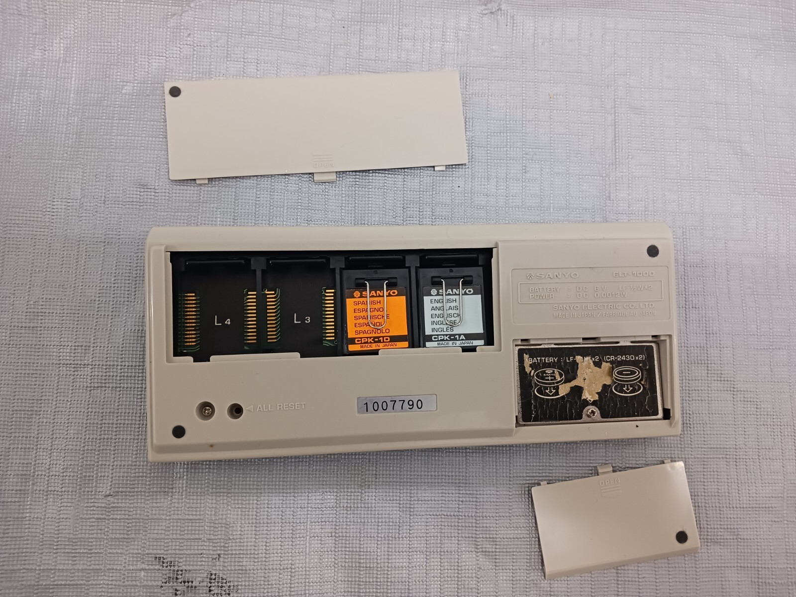 Sanyo Language Translator ELT 1000