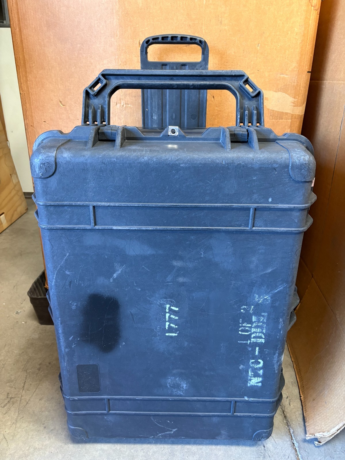 Pelican 1660 Protector Case | 31.59 x 22.99 x 19.48" | iM3075 Equiv