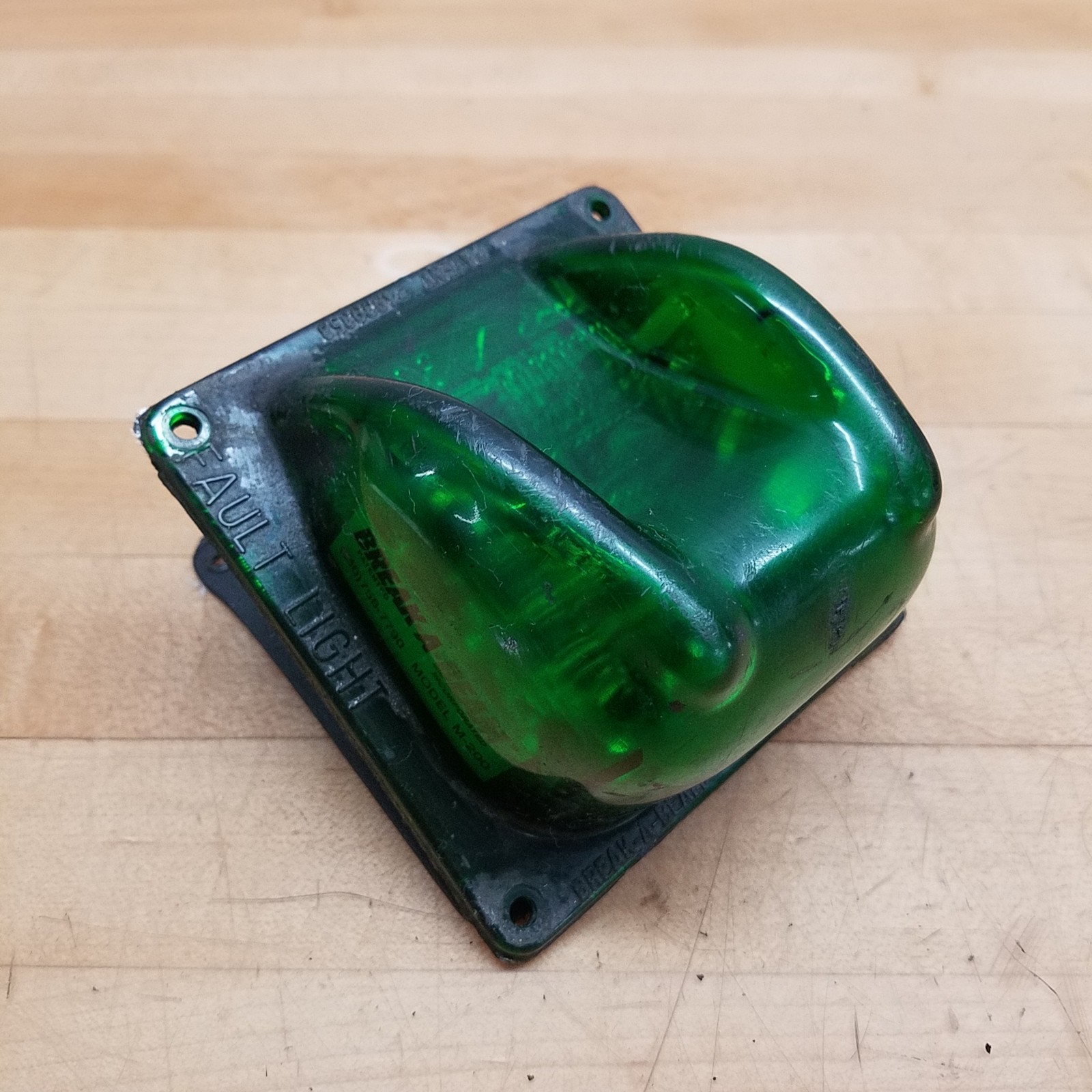 Break A Beam M-200 Actuator, 115VAC, 3PDT Relay - USED