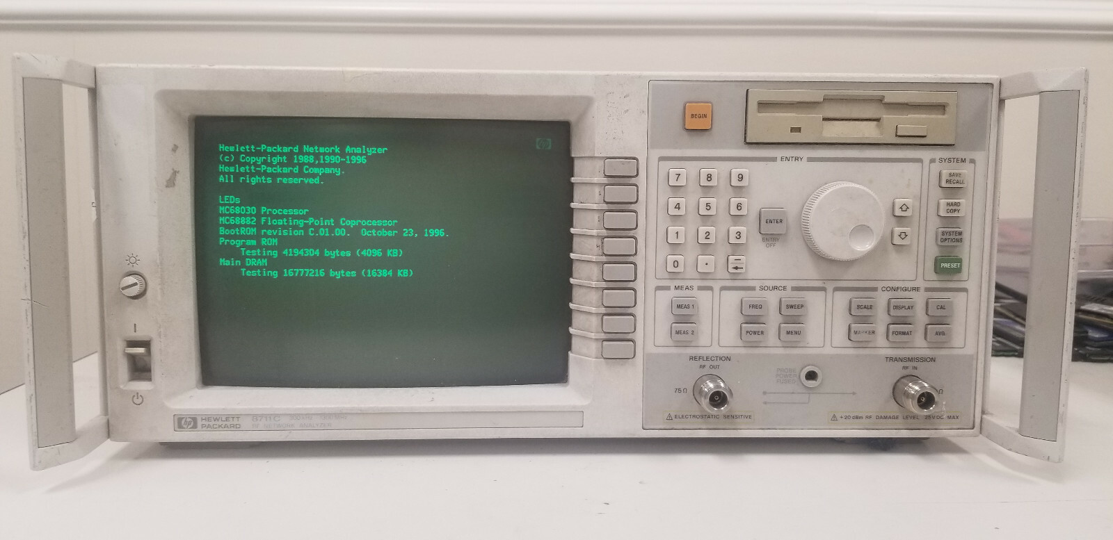 HP/Agilent 8711C RF Network Analyzer Options 1C2,1EC,UK6,READ!