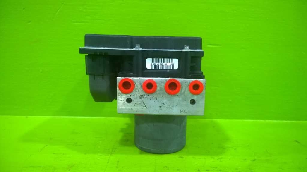 08 GMC ACADIA SLT AT ABS ANTI-LOCK BRAKE SYSTEM W/ VARIABLE ASSIST OEM 2628-60