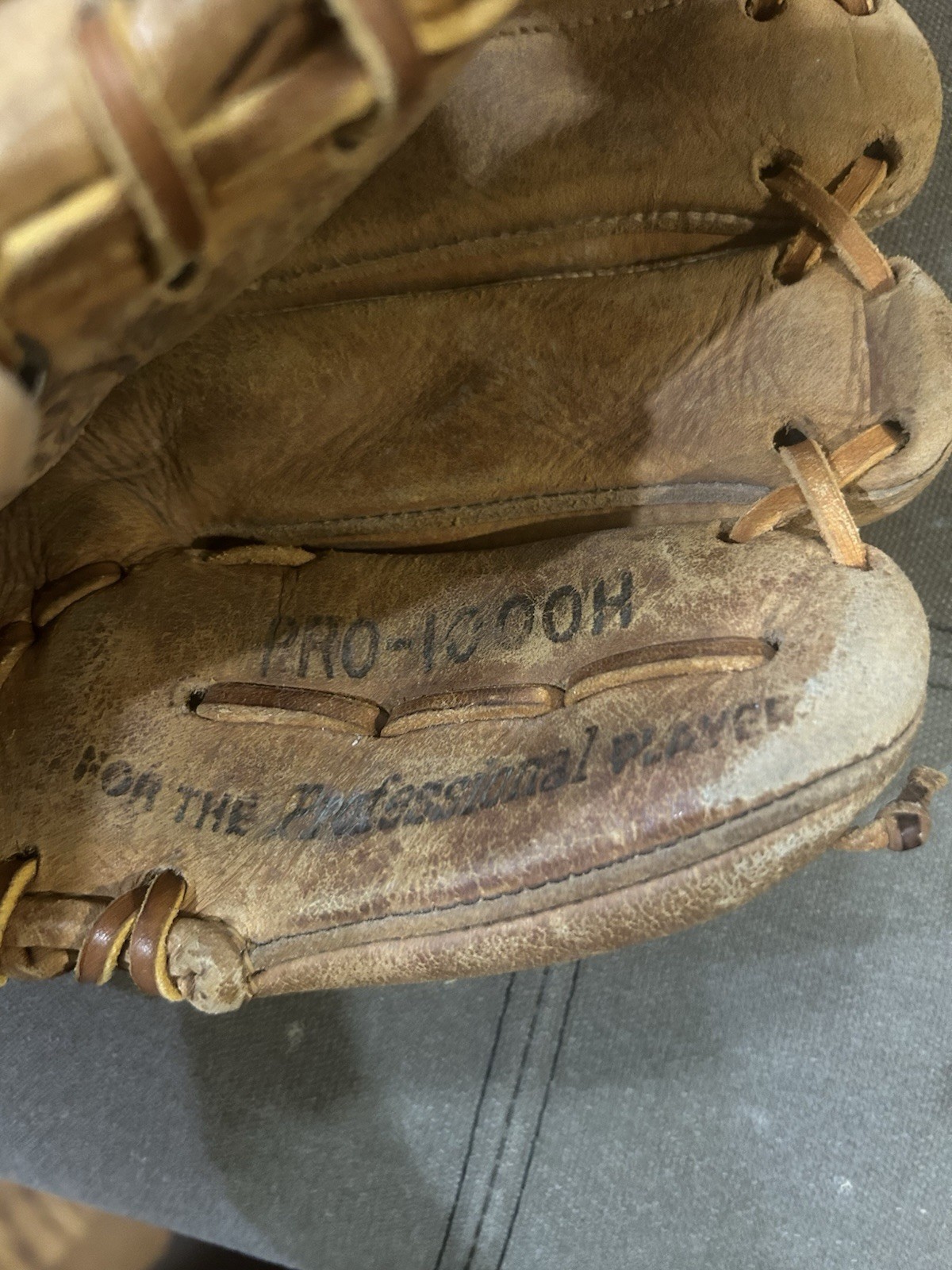 Rawlings Pro-1000H Baseball Glove RHT