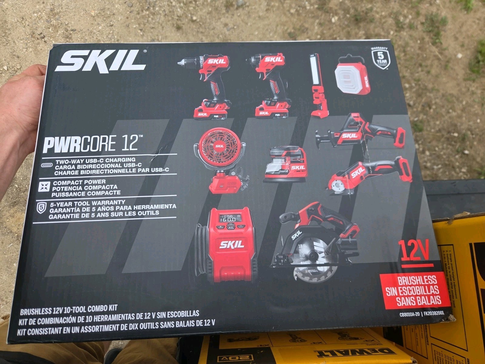 Skil CB8010A-20 Pwrcore 12 12v Brushless 10tool Combo Kit Power Core Batteries