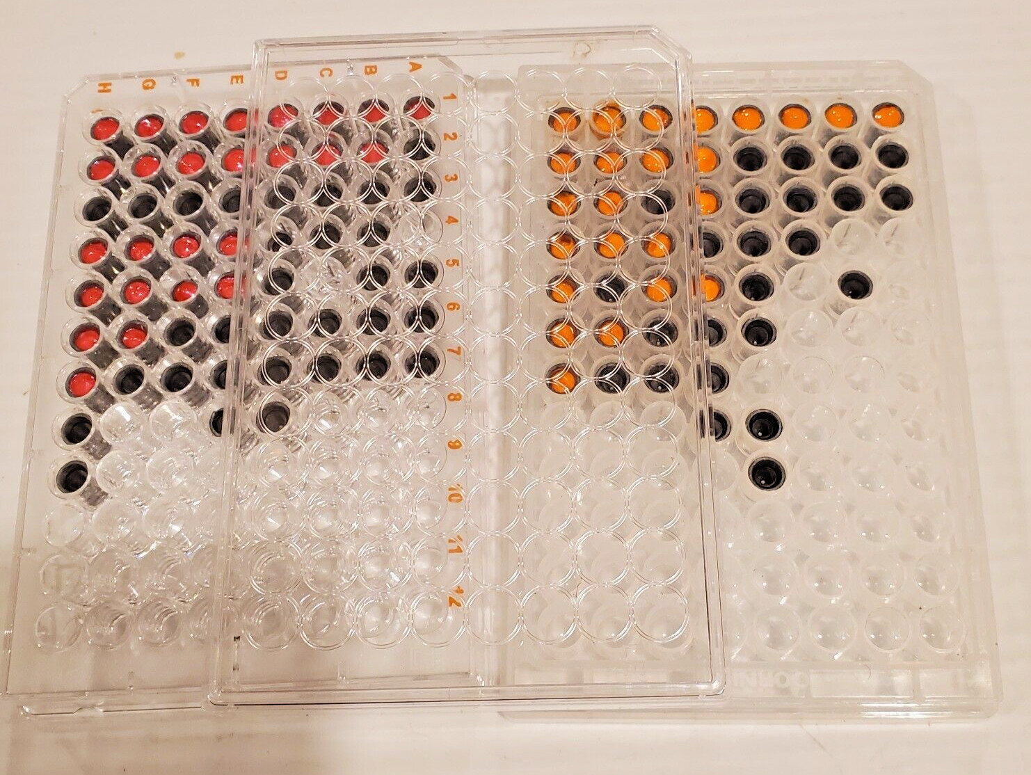 Airgun Pellet Tracer Paint System  .25 Cal Pellet    ( 96 slot tray with cover )