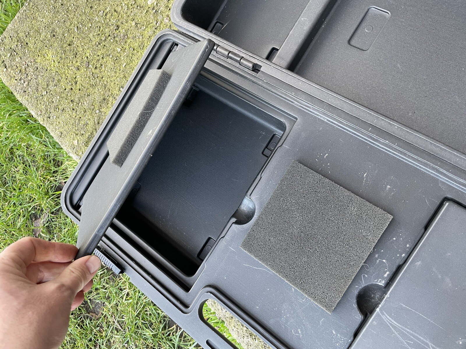 Snap On Empty Box
