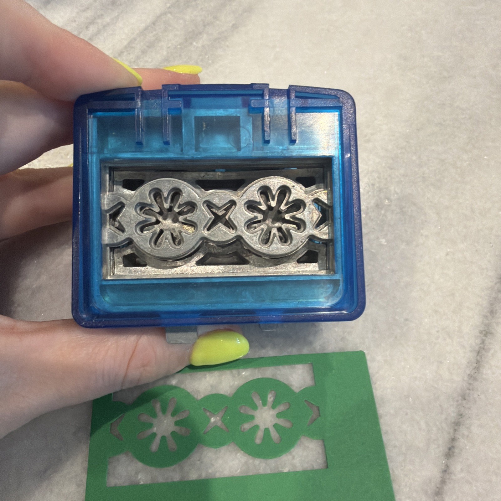 Creative Memories TWINKLE CHAIN Border Maker Cartridge