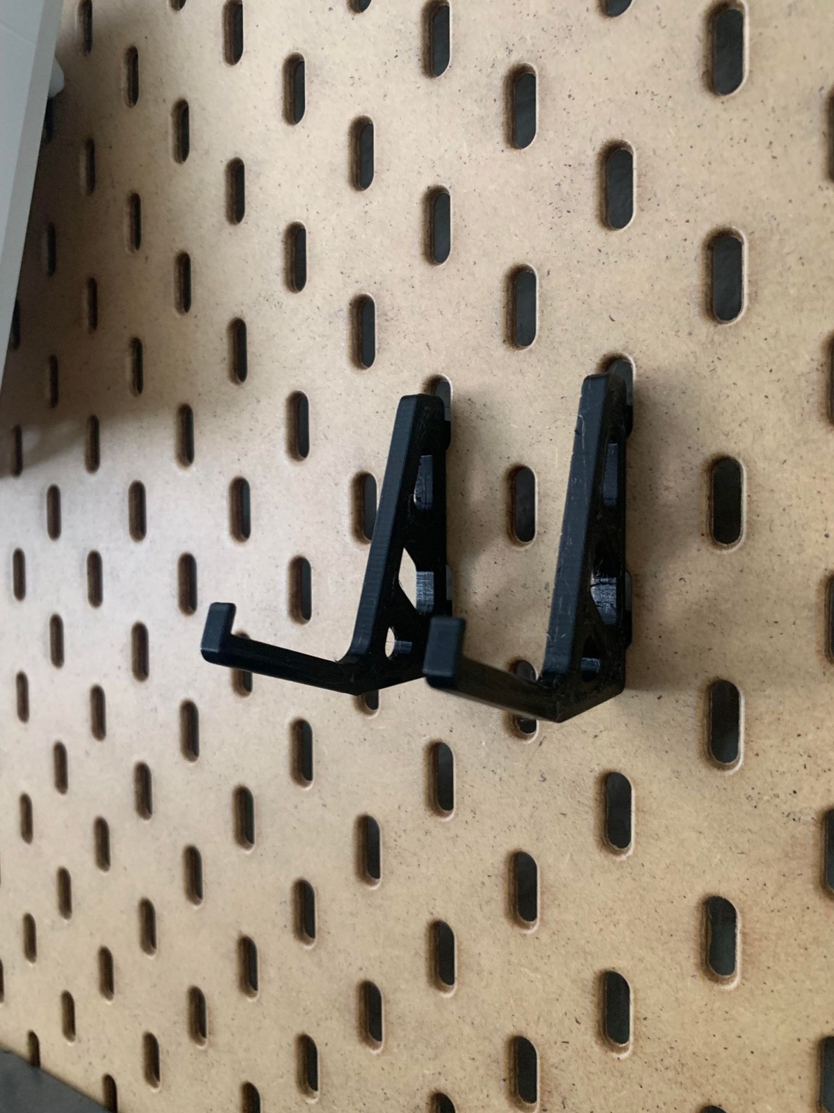 SKAIDS XBOX PLAYSTATION Controller Stand Pegboard Accessory Mount Holder Display