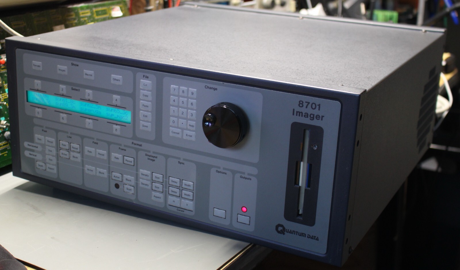 Quantum Data 8701 Imager FOX advanced test pattern generator + ACV-400 Plug-in