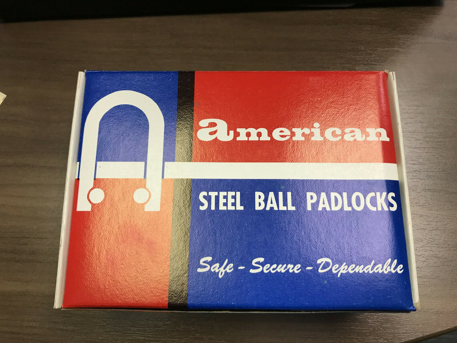 Vintage American Lock Padlock, Model # 206, Keyed Different (KD), NOS