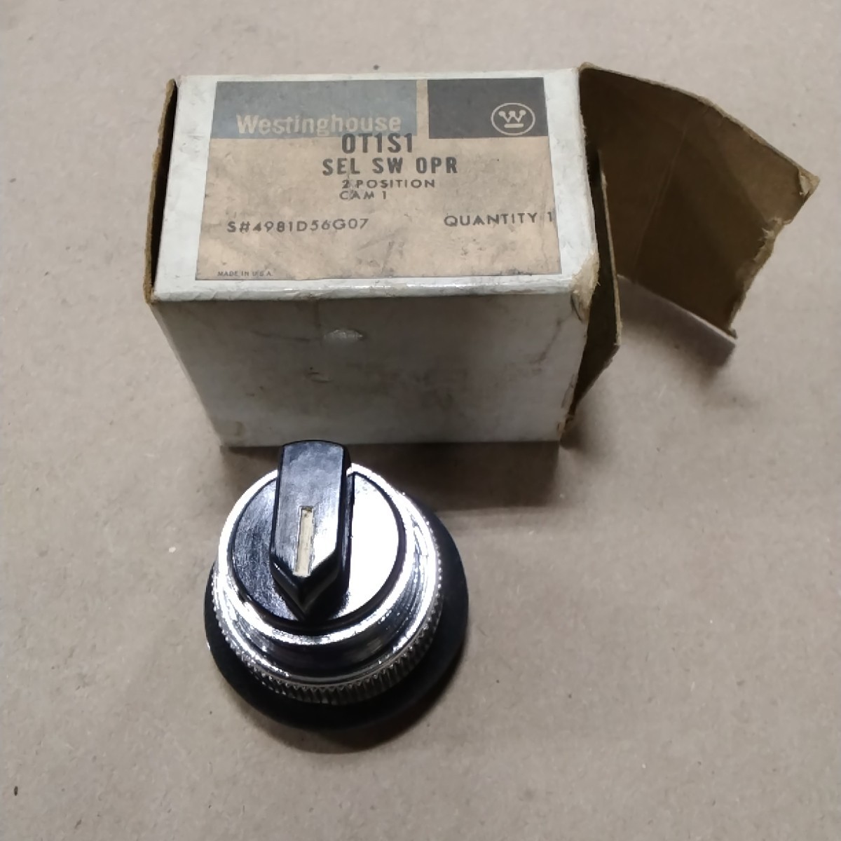 Westinghouse OT1S1 2-Position Selector Switch Black G26