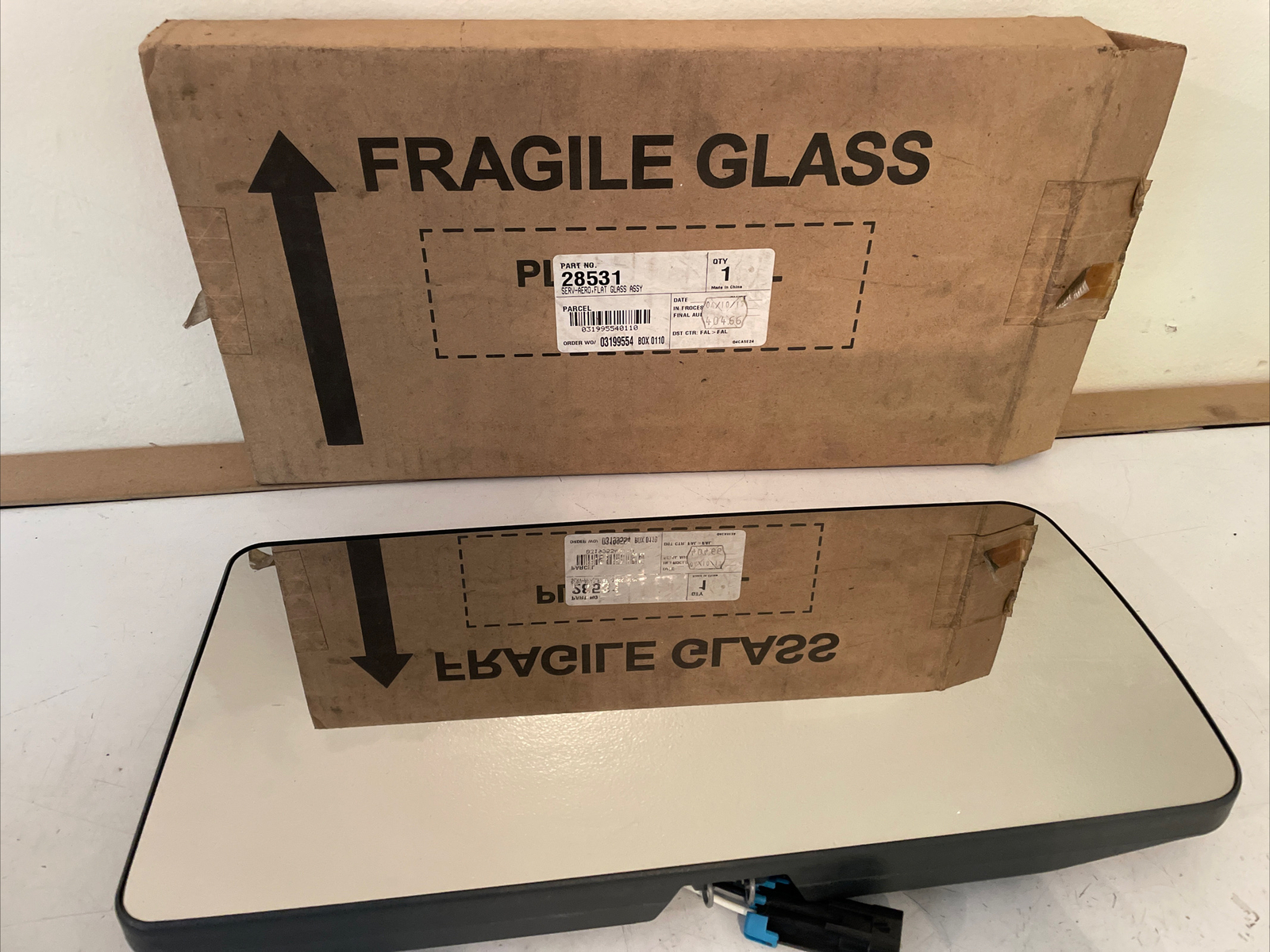 FREIGHTLINER AERO FLAT GLASS MIRROR HEATED ASSY 28531 NEW