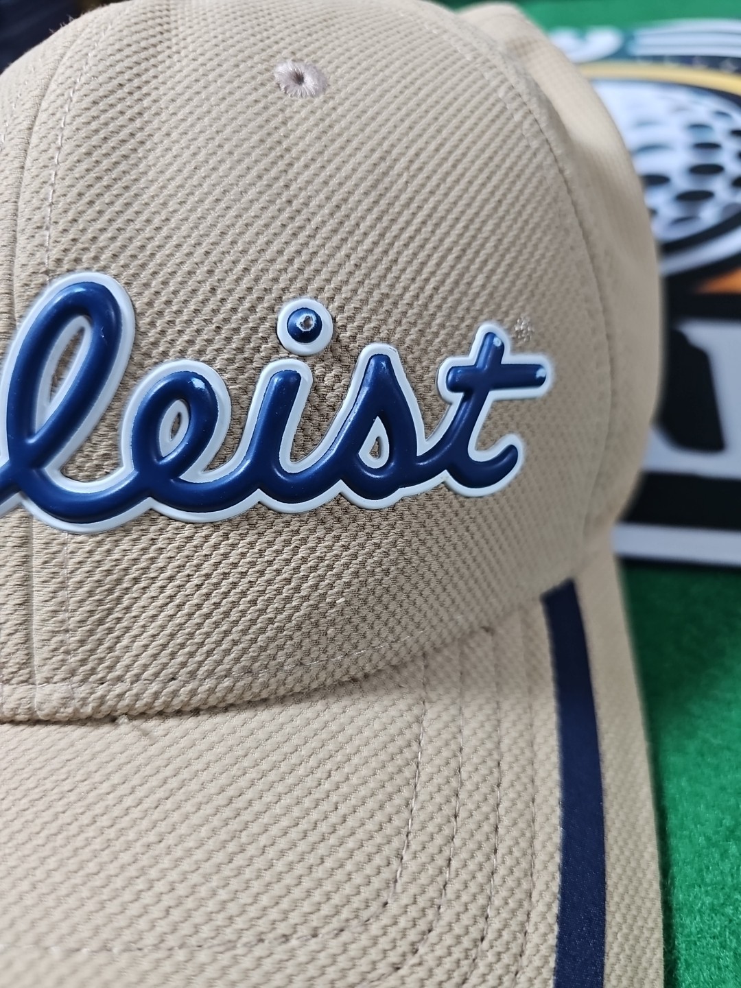 Titleist A-Flex Fitted Golf Hat Cap / Tan/Navy Blue / Fitted Small/Medium