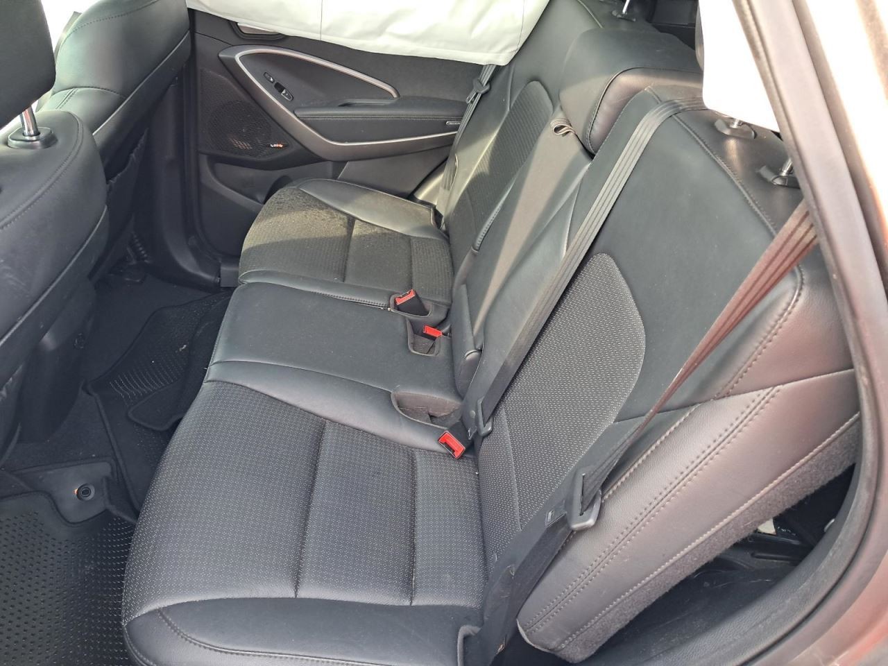 SANTA FE 2015 Glove Box 4798852