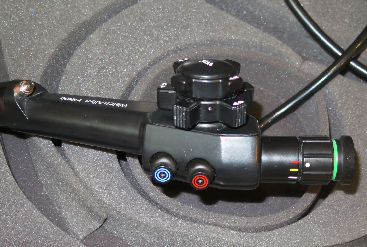Welch Allyn FX-100 Sigmoidoscope - Endoscope / Borescope Sigmoidoscope & Case