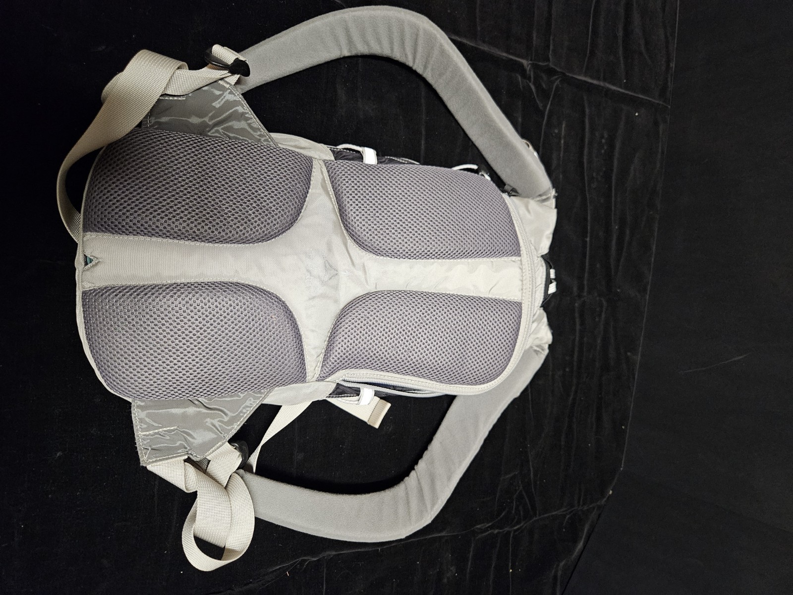 CamelBak Magic Hydration Gray Pack Clean With Bladder.